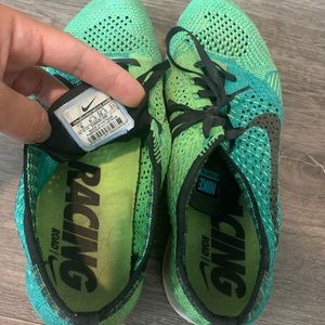 Nike Flyknit Racers *RARE COLORWAY* size 7